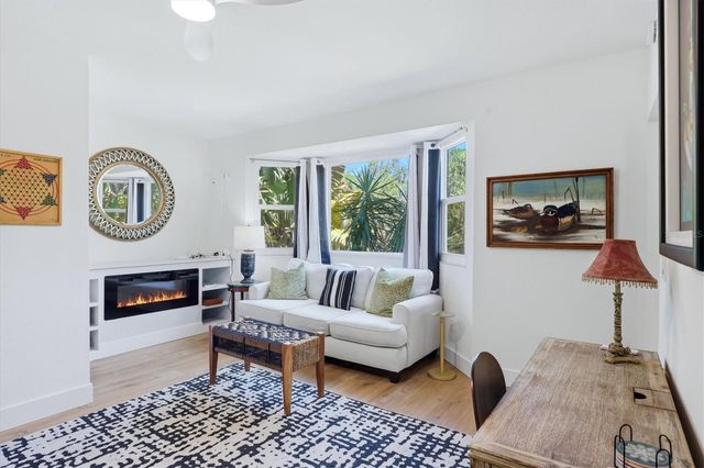 2538 TRINIDAD STREET, Sarasota, FL 34231