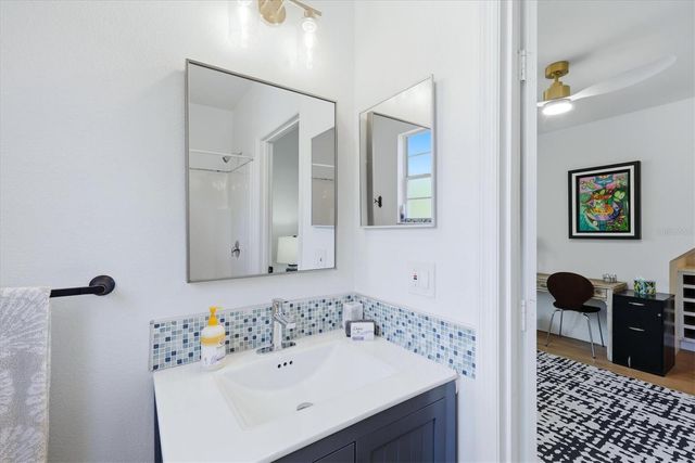 2538 TRINIDAD STREET, Sarasota, FL 34231