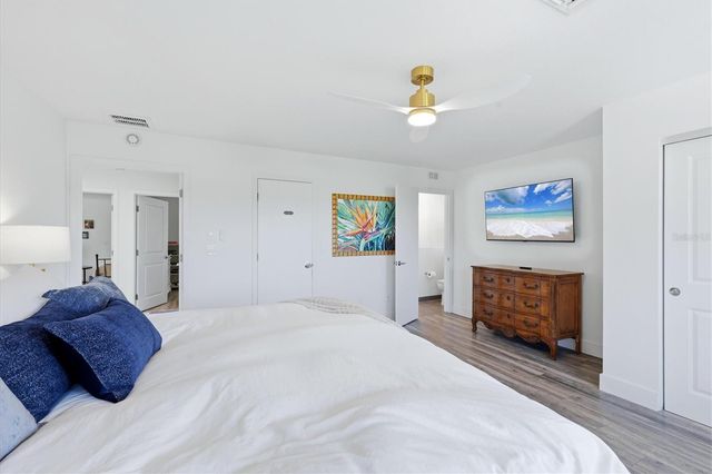 2538 TRINIDAD STREET, Sarasota, FL 34231