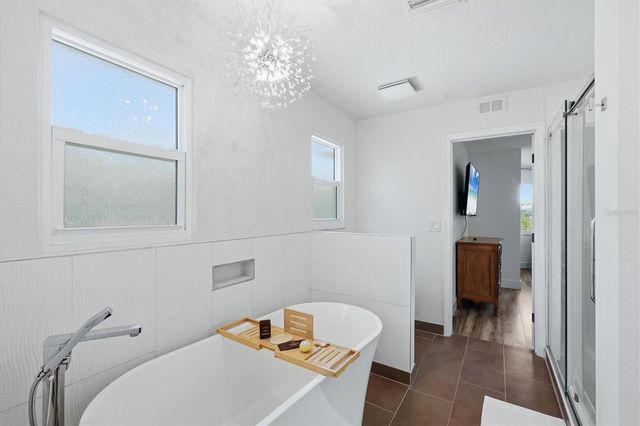 2538 TRINIDAD STREET, Sarasota, FL 34231