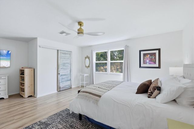 2538 TRINIDAD STREET, Sarasota, FL 34231