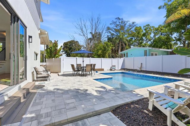 2538 TRINIDAD STREET, Sarasota, FL 34231