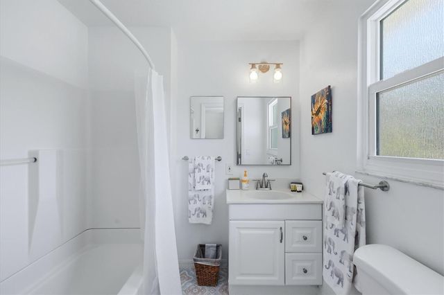 2538 TRINIDAD STREET, Sarasota, FL 34231