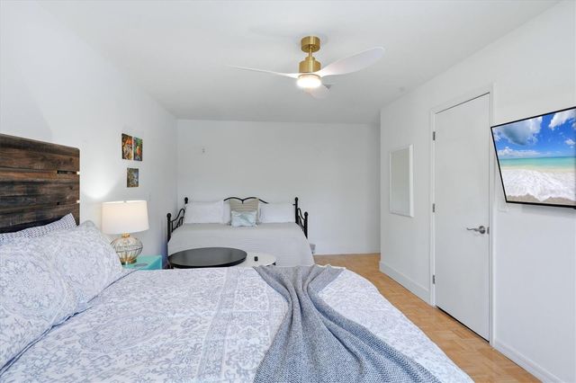 2538 TRINIDAD STREET, Sarasota, FL 34231