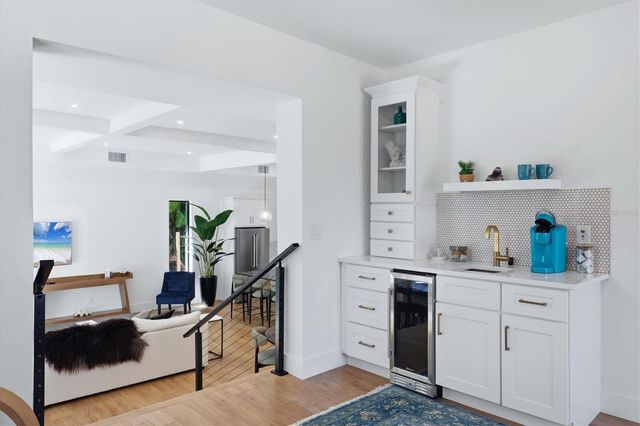 2538 TRINIDAD STREET, Sarasota, FL 34231