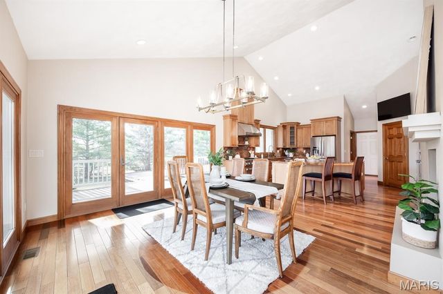 71 Josiah Lane, Millstadt, IL 62260