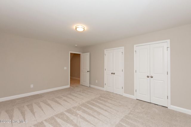 190 Coastline Circle, Swansboro, NC 28584