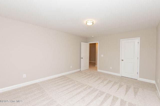 190 Coastline Circle, Swansboro, NC 28584