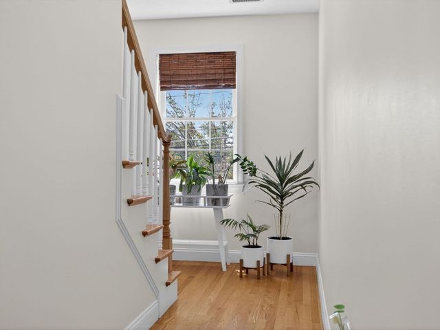 189 Grove Street 2, Waltham, MA 02453
