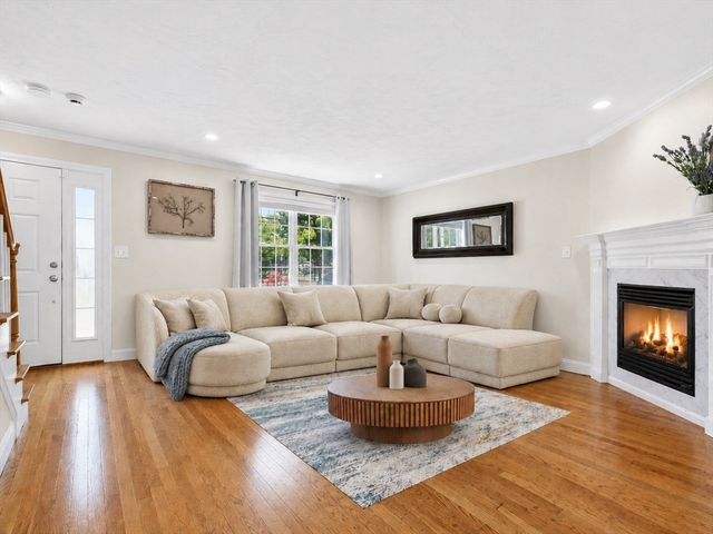 189 Grove Street 2, Waltham, MA 02453