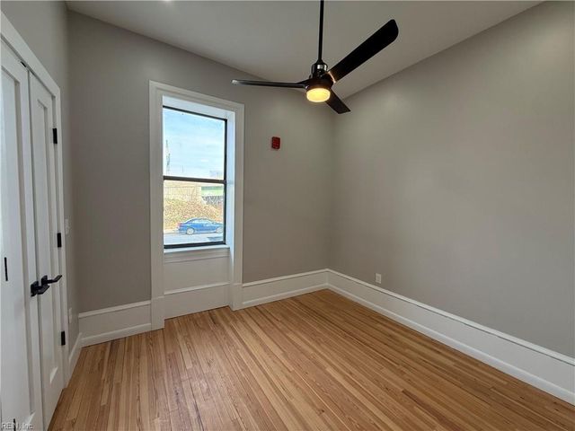 332 34th St Apt 118, Newport News, VA 23607