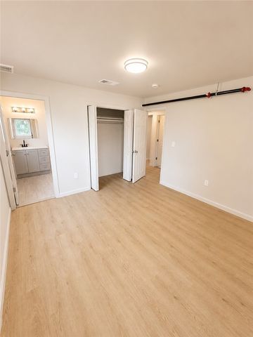 134 Florence Street 2, Providence, RI 02909