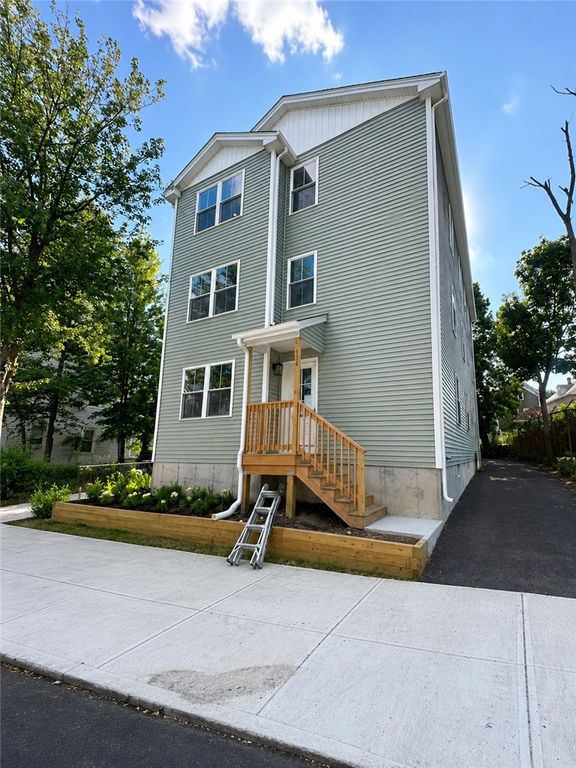 134 Florence Street 2, Providence, RI 02909