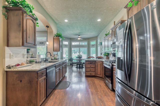 584 W Welch, Meridian, ID 83646