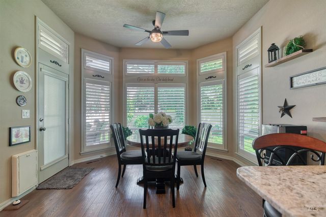 584 W Welch, Meridian, ID 83646