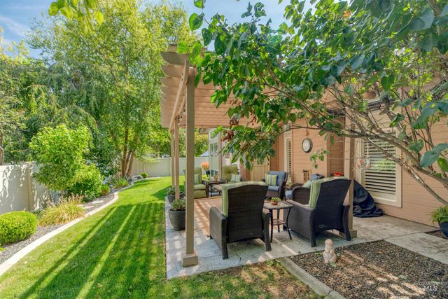 584 W Welch, Meridian, ID 83646