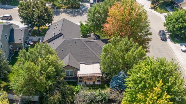 584 W Welch, Meridian, ID 83646