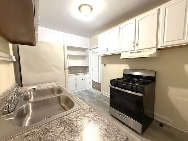 7656 S East End Avenue 2E, Chicago, IL 60649