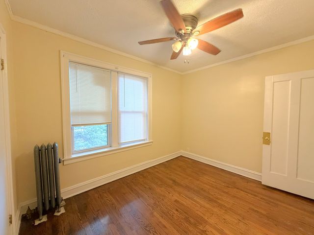 7656 S East End Avenue 2E, Chicago, IL 60649