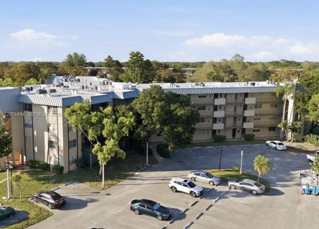 6101 N Falls Cir Drive 405, Lauderhill, FL 33319