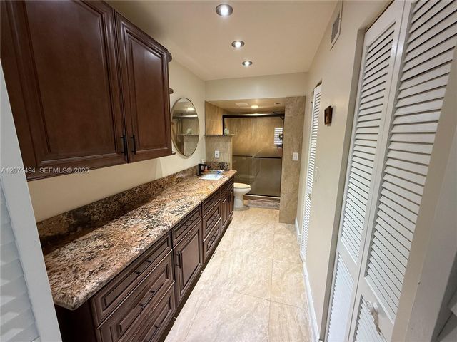 6101 N Falls Cir Drive 405, Lauderhill, FL 33319