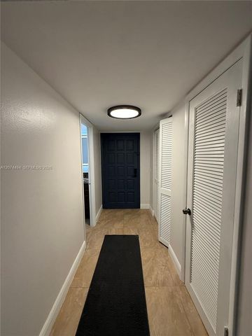 6101 N Falls Cir Drive 405, Lauderhill, FL 33319