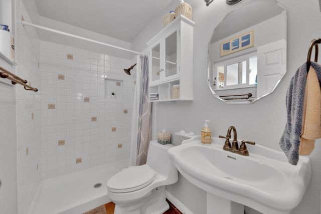 10851 Sandy Hook Rd, San Diego, CA 92126