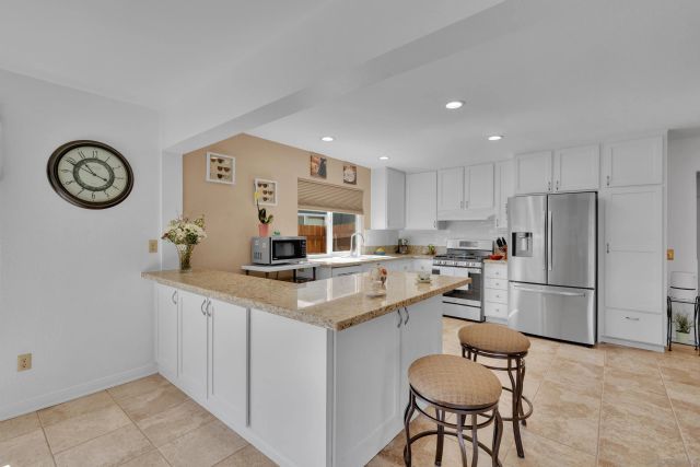 10851 Sandy Hook Rd, San Diego, CA 92126