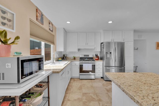 10851 Sandy Hook Rd, San Diego, CA 92126