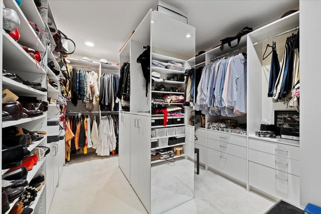 100 Lakeshore Drive 258, North Palm Beach, FL 33408