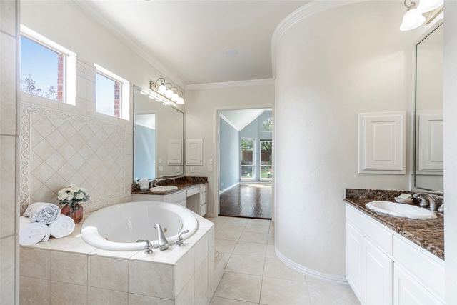 6801 Ventanna Court, Mckinney, TX 75072