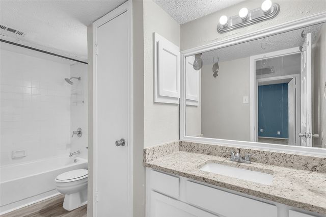 8109 Skillman Street 2007, Dallas, TX 75231