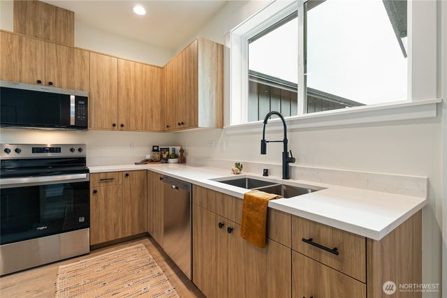 4238 Melrose Lane, Bellingham, WA 98226