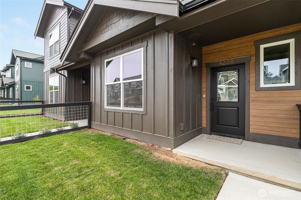 4238 Melrose Lane, Bellingham, WA 98226