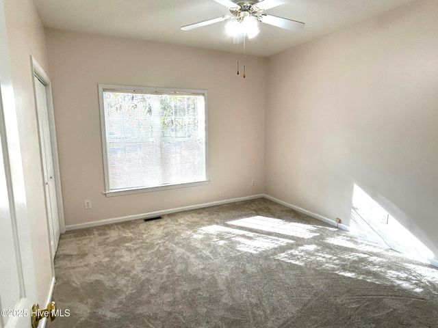 4921 Crosswinds Drive, Wilmington, NC 28409