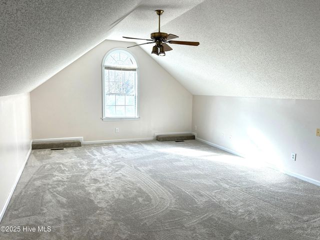 4921 Crosswinds Drive, Wilmington, NC 28409