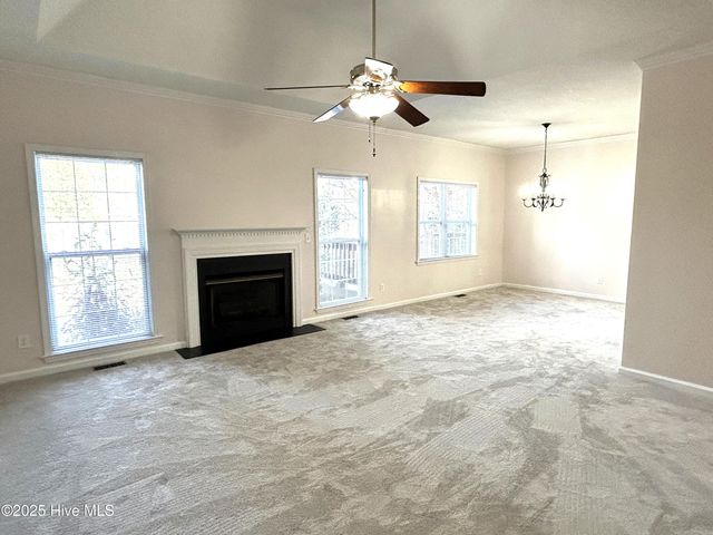 4921 Crosswinds Drive, Wilmington, NC 28409