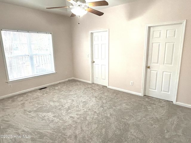 4921 Crosswinds Drive, Wilmington, NC 28409