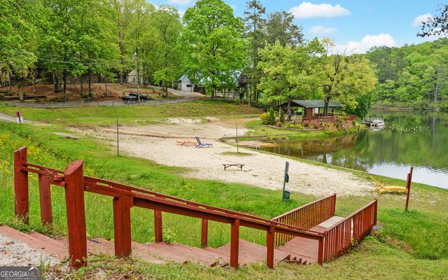 76 Periwinkle Lane, Cleveland, GA 30528