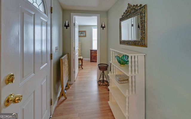 76 Periwinkle Lane, Cleveland, GA 30528