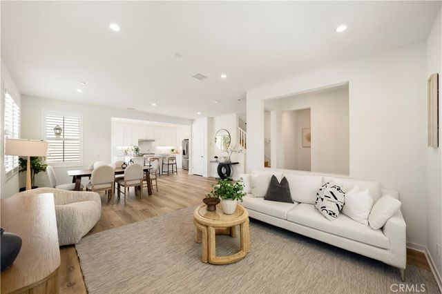 222 Ashby, Irvine, CA 92618