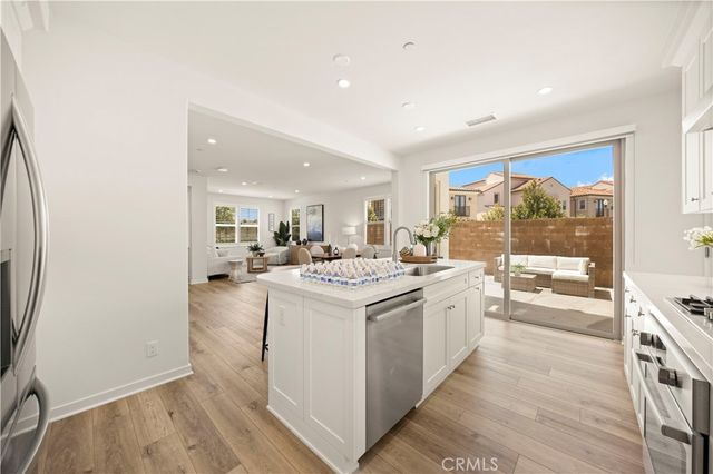 222 Ashby, Irvine, CA 92618
