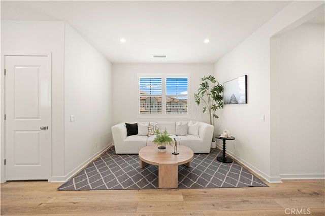 222 Ashby, Irvine, CA 92618