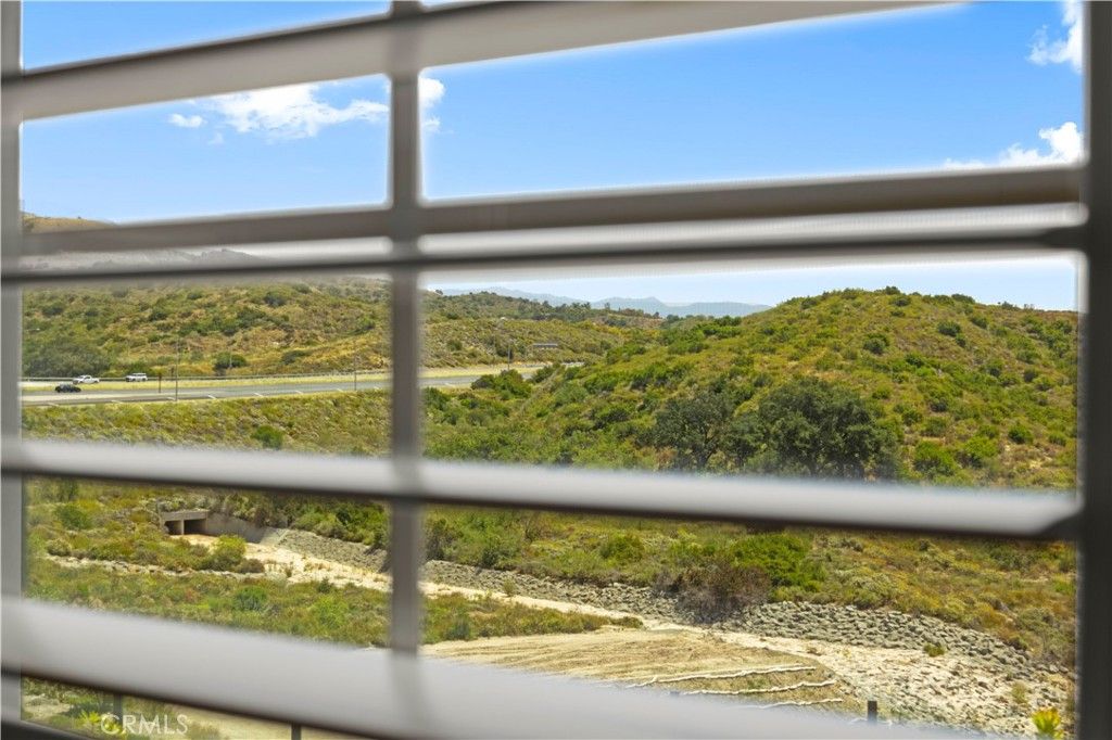 Image 27 of property listing at 222 Ashby, Irvine, CA 92618