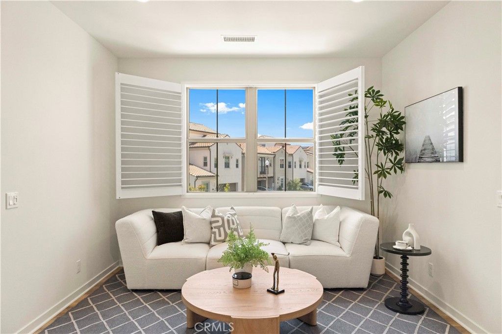 Image 31 of property listing at 222 Ashby, Irvine, CA 92618