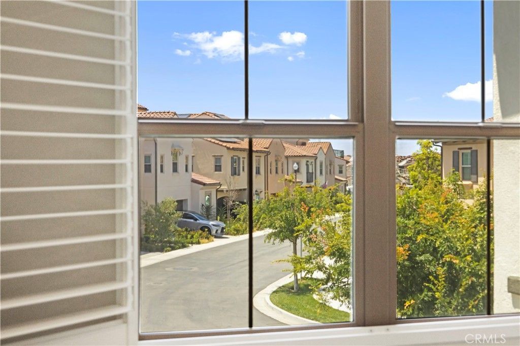 Image 32 of property listing at 222 Ashby, Irvine, CA 92618