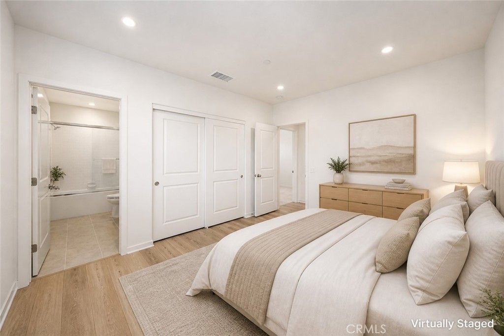 Image 38 of property listing at 222 Ashby, Irvine, CA 92618