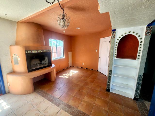 3320 Camino Prado Vis, Santa Fe, NM 87507