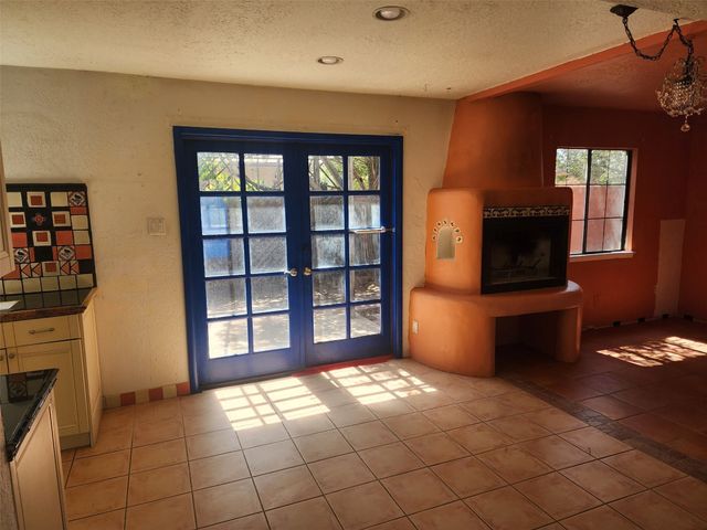 3320 Camino Prado Vis, Santa Fe, NM 87507