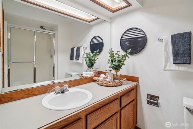 14335 SE 63rd Street, Bellevue, WA 98006